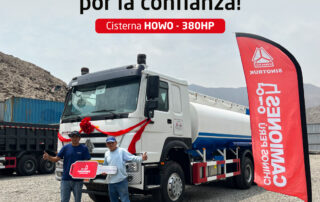 Entrega de Cisterna Howo en Camiones Chinos Perú